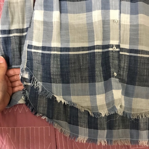 Bella Dahl frayed hem top - Picture 7 of 8